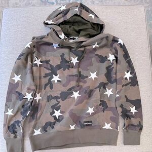 Camouflage Star-Patterned Hoodie